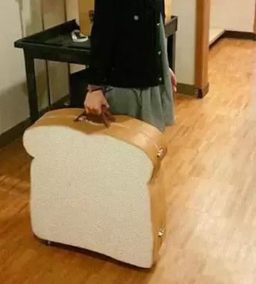 飞机托运行李箱有什么规定,托运行李箱摔坏了