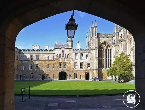 哈利波特已经37岁了！但愿你做了20年的魔法梦不要醒！