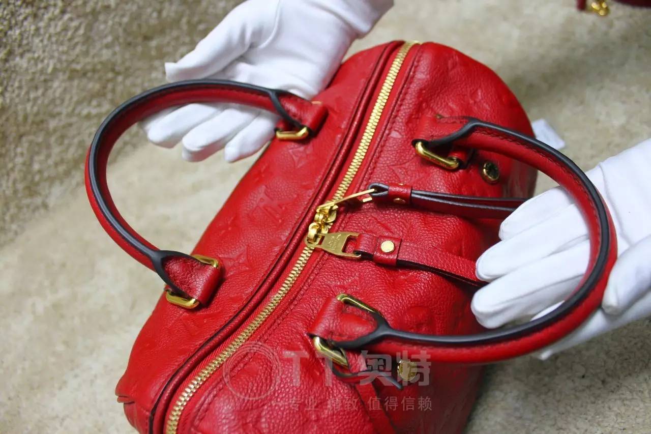 美女企业高管们，LV能不这样吗？