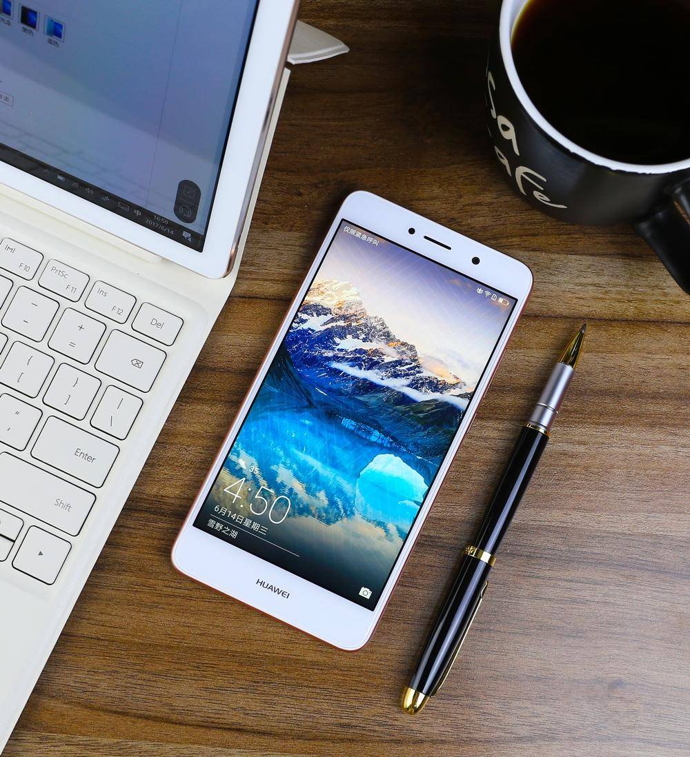 华为畅享7plus拍照,华为畅享7plus流光金和香槟金