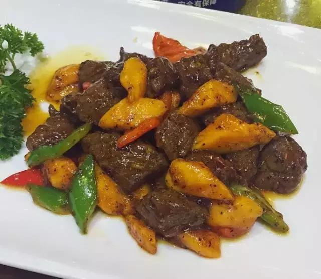 我坚持了三小时的减肥计划，“栽”在了昆山的新江南生活荟里……