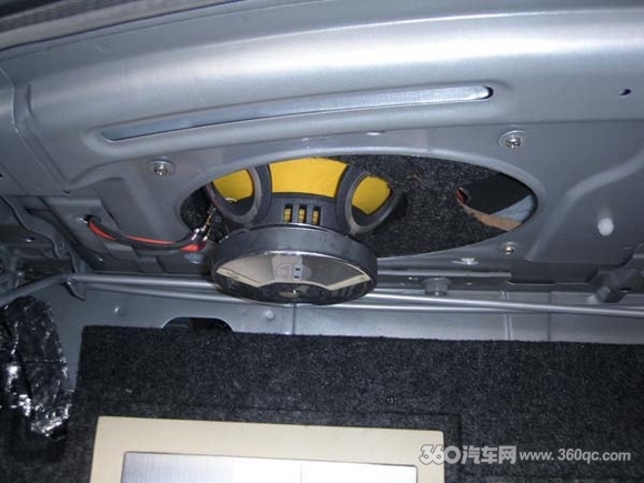 小家电城的HIFI音改之作只花少量的钱就可以让你伪装成大款