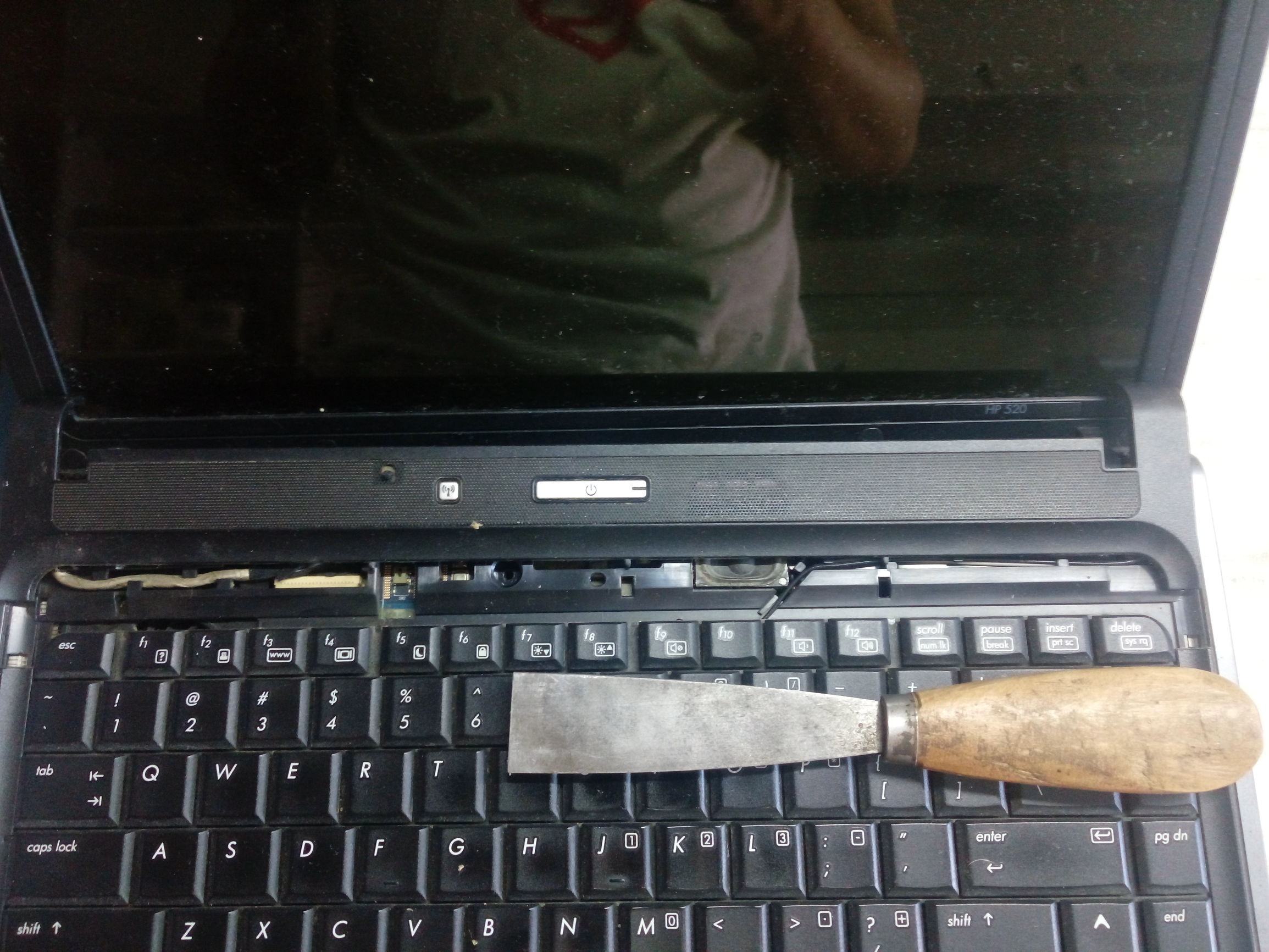 hp520笔记本怎么清灰尘,hp520拆机清灰