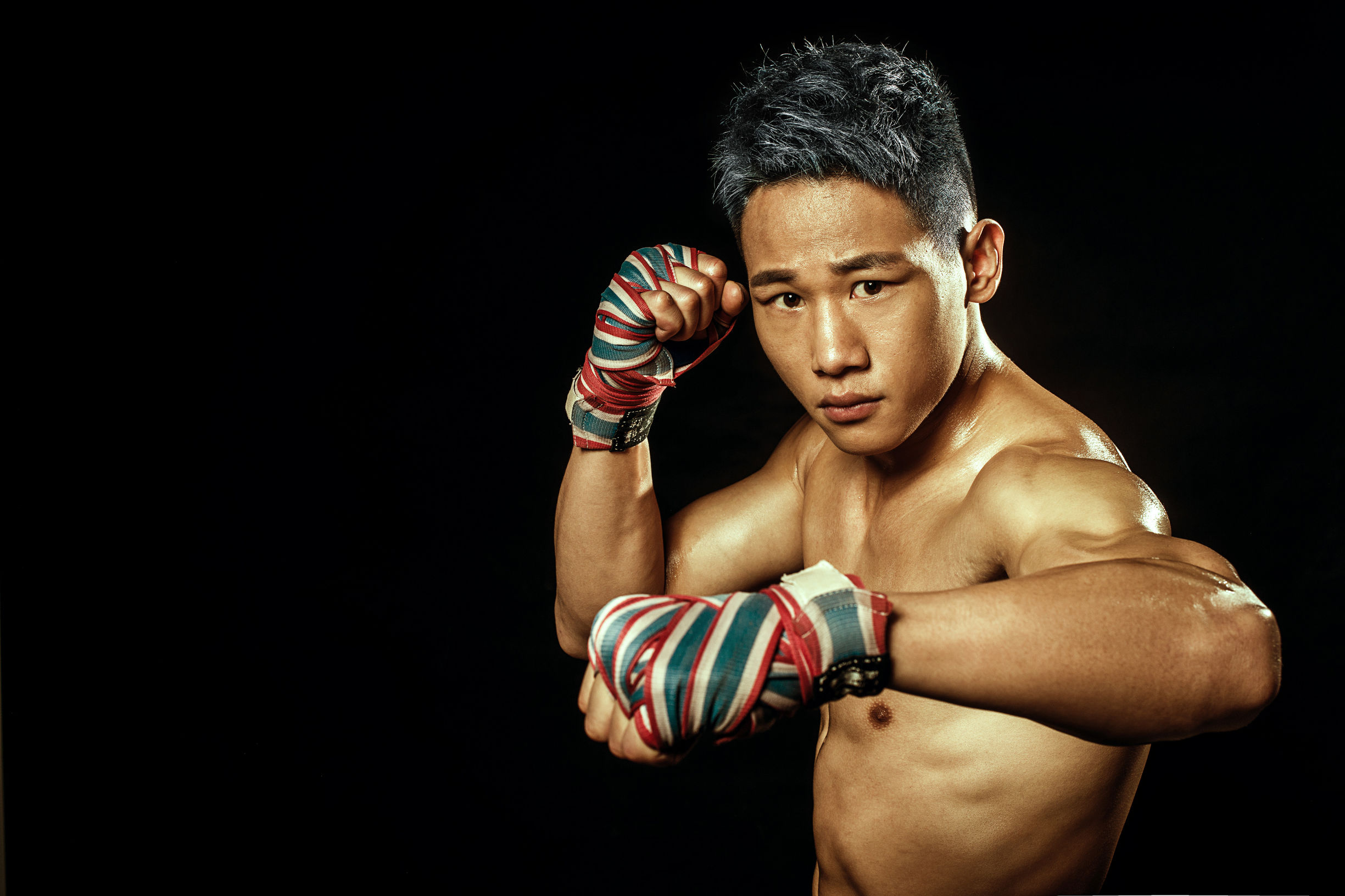 中日拳王争霸邱建良赢了吗,邱建良与韩国最强拳手对决