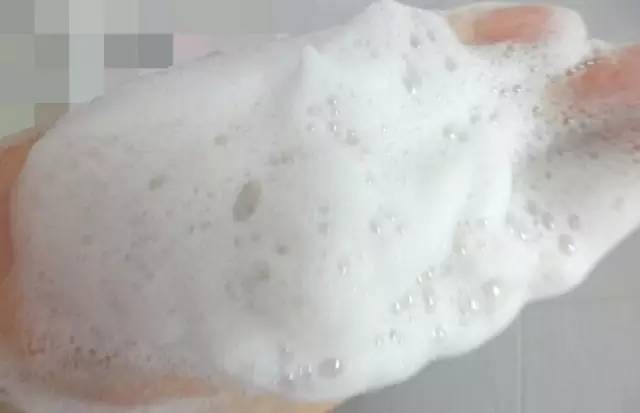 网传神物真的神奇吗？润膏洗发水产品使用报告