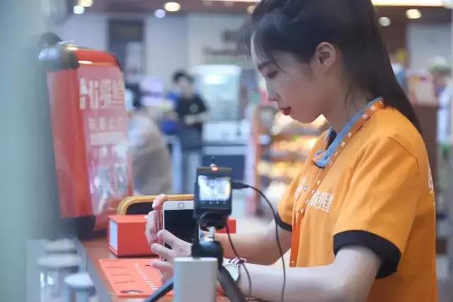 比快递挣钱的行业,比快递员好的工作