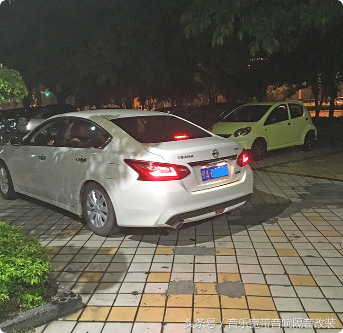 尼桑天籁音响改装,日产天籁音响改装倒模