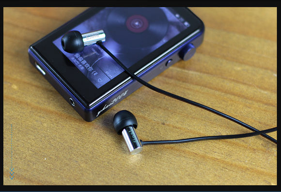 “胡子拉碴”——我为何如此推荐E3000这款便宜的耳机？