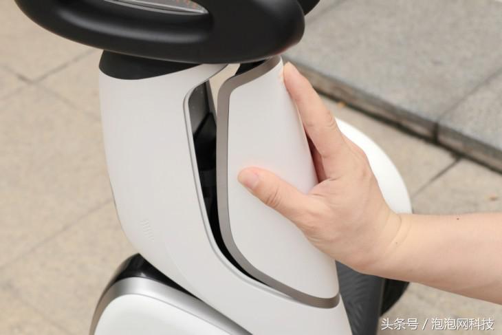 小米九号平衡车plus对比燃动版,小米九号平衡车和九号平衡车区别