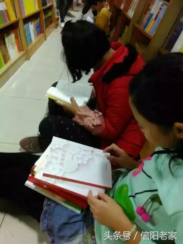 读应峰的新书《淡淡的芬芳》有感