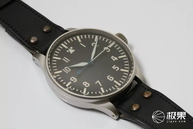 万国马克系腕表简史，皇家空军*用御**几十年的秘密全在这儿
