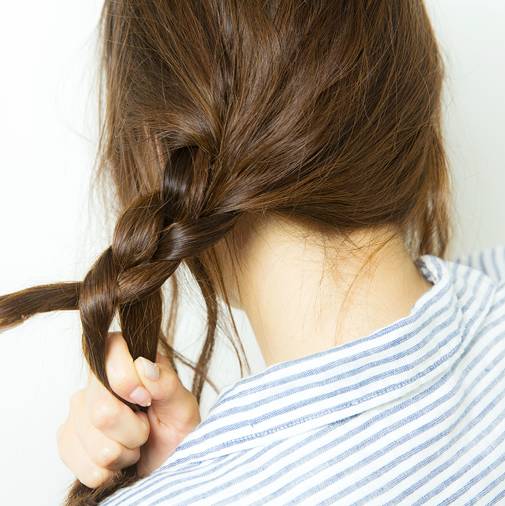 4款超时髦的编发3分钟就能搞定,日系编发简单又自然