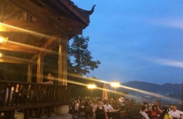 重庆就是块宝地!各路大牌明星都喜欢得不得鸟~