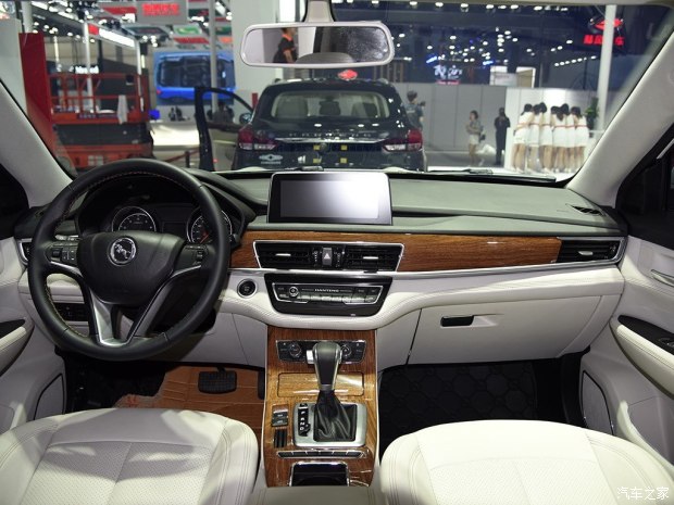 国产汉腾suvx5性能各方面如何,2018款汉腾x5值得入手吗