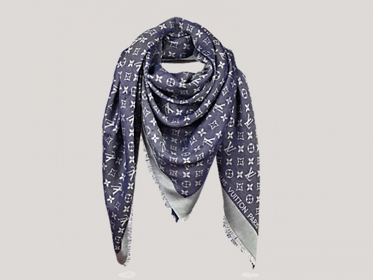 开春败物该买啥？陈妍希、刘诗诗、李小冉独家爆料自己的第一件早春单品！