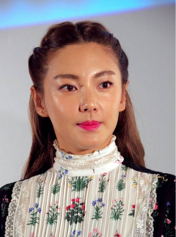 想补水还想抗老怎么护肤,国货玻尿酸补水保湿