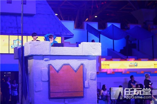 皇室战争亚洲皇冠,皇室战争鸣圣夺冠全球总决赛