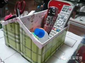 用鞋盒自制书本收纳盒 (用垃圾鞋盒制作收纳品的步骤)