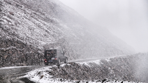 开着大通g50进藏,开奔驰g500去市区