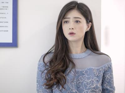 欢乐颂中樊胜美穿搭,欢乐颂2樊胜美蓝色衬衫