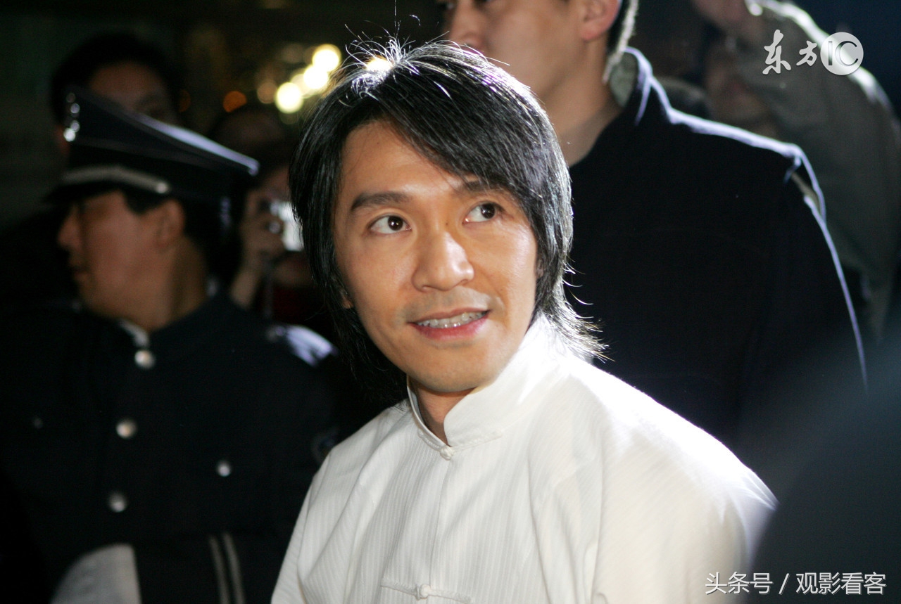 周星驰和李小龙演一模一样的电影,周星驰学李小龙那段是什么电影