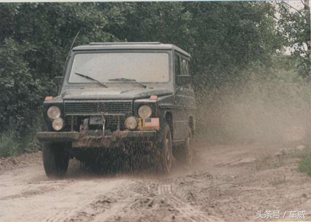奔驰g级和切诺基,奔驰g和大切诺基