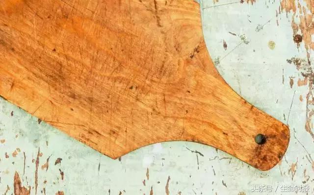 家里菜板用久了怎么处理,塑料菜板脏了怎么洗