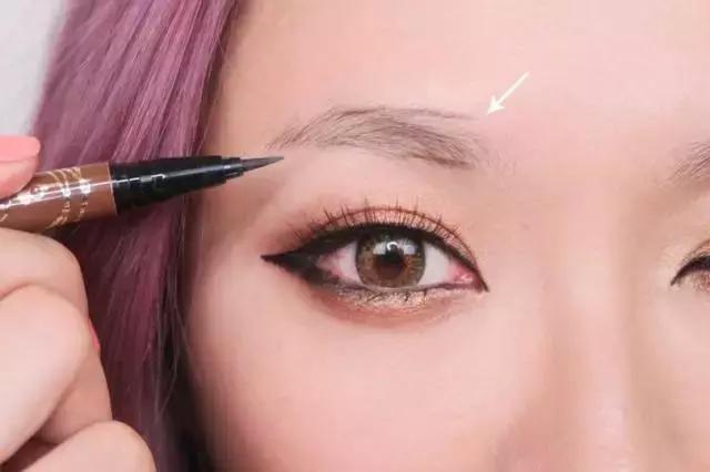 三种方法教你画出自然眉毛,教你画出自然又好看的眉毛和眼线