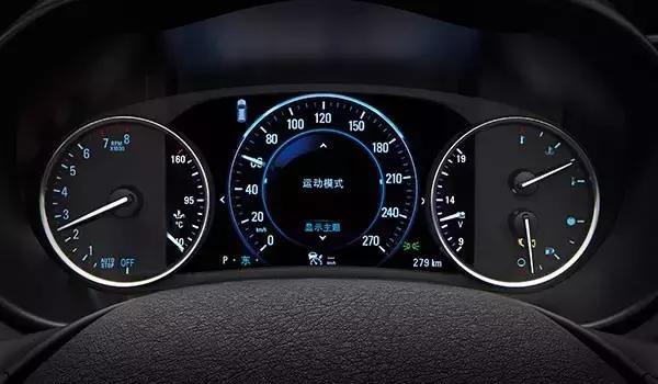 17年迈腾和17年昂科威怎么选,昂首信眉