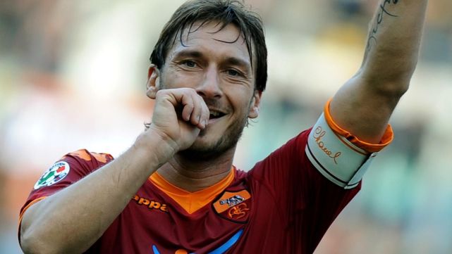 足球不只是一项运动还有爱,足球不只是生意还有情义