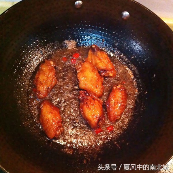 可乐鸡翅弄糊是为什么,做可乐鸡翅把锅整糊了怎样清除