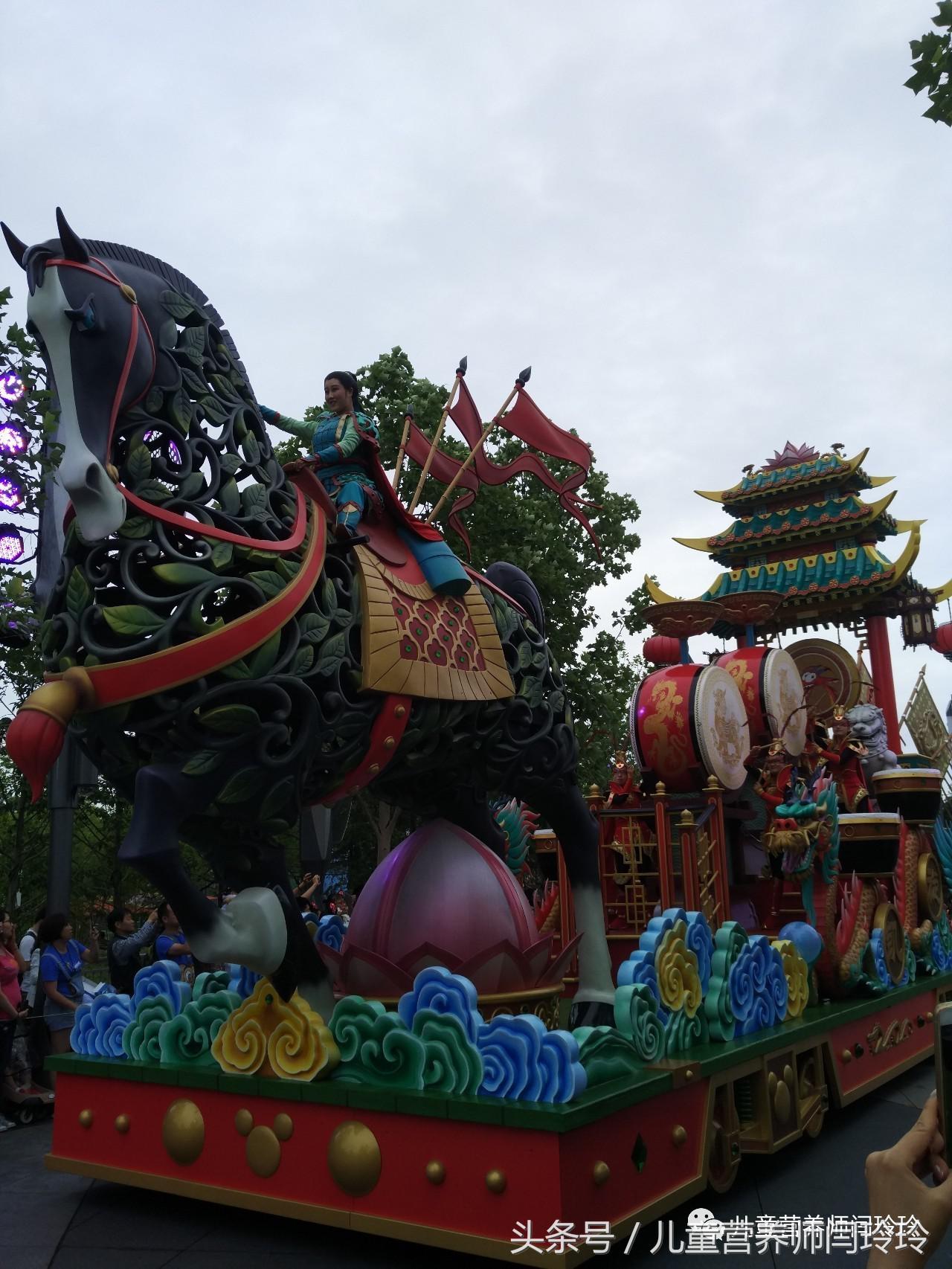 下雨天去迪士尼玩有影响吗,下雨天的迪士尼巡游