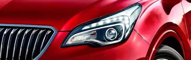 17年迈腾和17年昂科威怎么选,昂首信眉