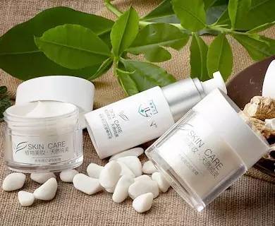 药妆就真的安全?不想毁脸的小仙女赶快看