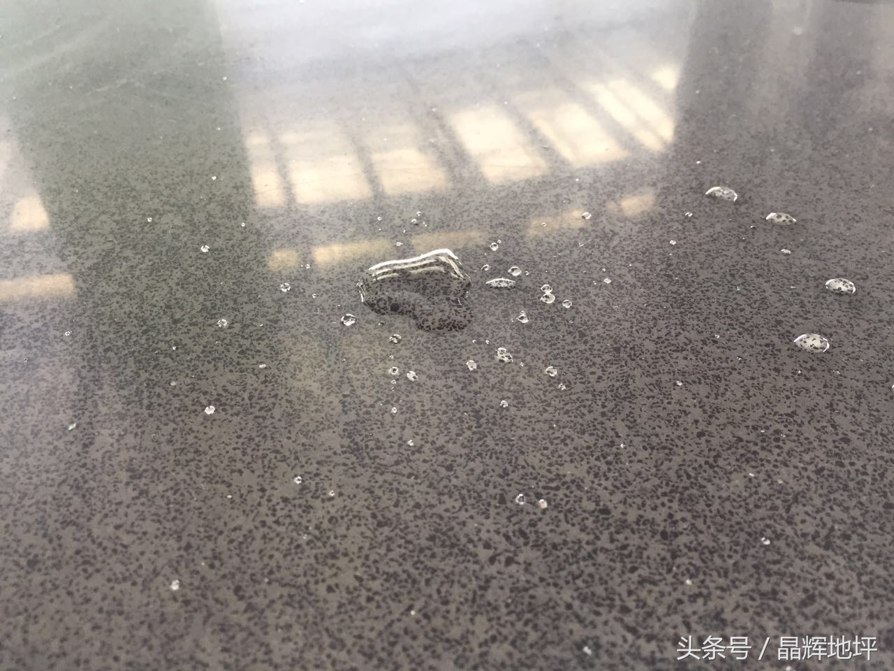 石灰墙潮湿起皮脱落怎么翻新,户外防腐木起皮翻新视频教程