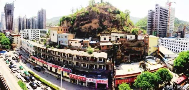 砥砺奋进的五年圣地延安今更美红色气质更迷人