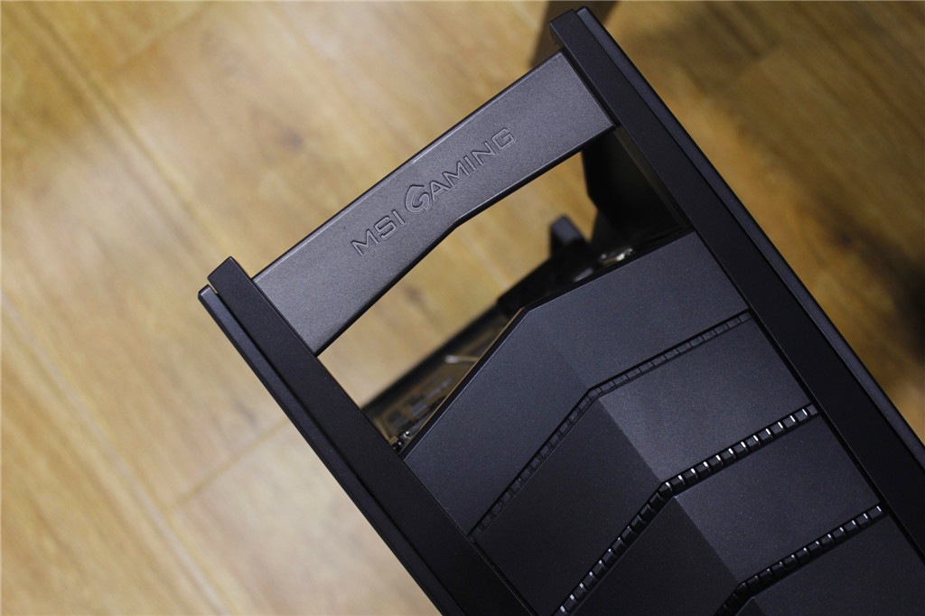 i7-10700和9700k游戏测评,gtx1070跑分笔记本