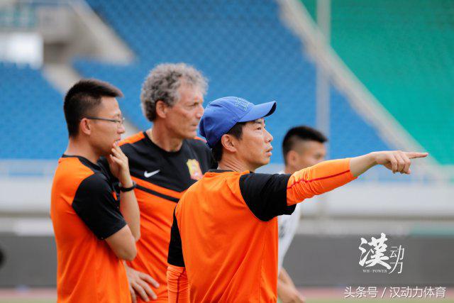 高洪波世预赛临危受命,高洪波世预赛对阵乌兹别克