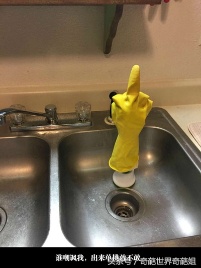 残疾男人的足球技术,残疾小哥踢球