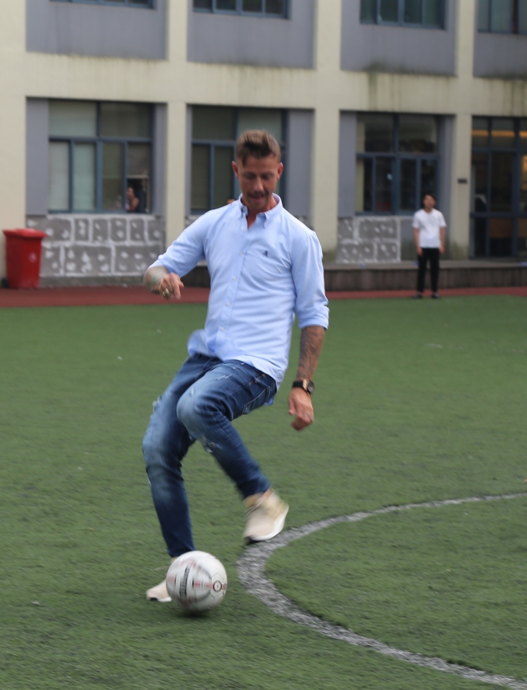 皇马足球俱乐部古蒂,皇马夏令营完整视频