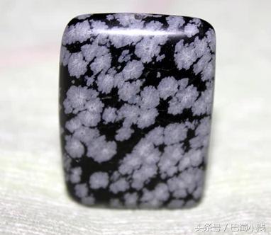 黑曜石饰品有假货吗,黑曜石牌子真假鉴别