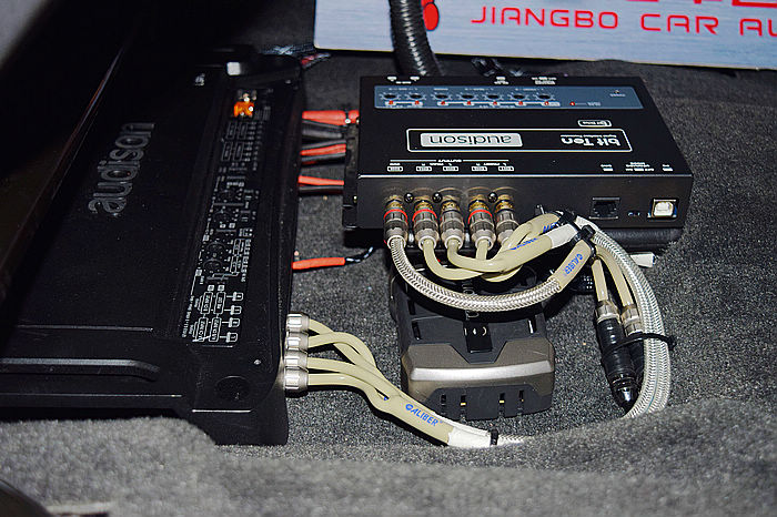 林肯MKT音响改装升级完美打造欧迪臣系统