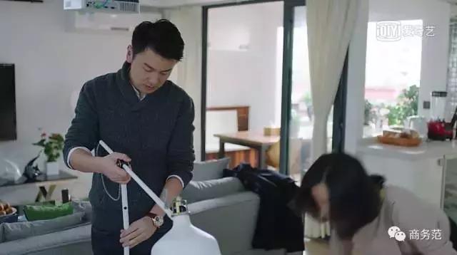 唐晶戴9万积家，贺涵戴38万宝齐莱，陈俊生戴的表居然最贵，商务人士戴的手表果然有逼格