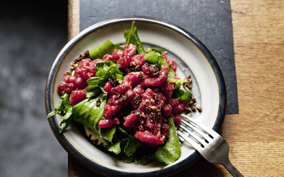 哎呦，我去！我的尿液居然是黑色的！