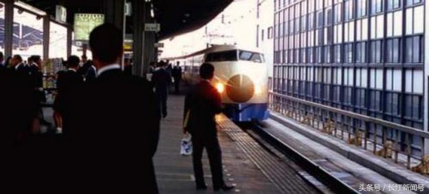 高铁和飞机票价格差距,高铁票价最便宜的国家