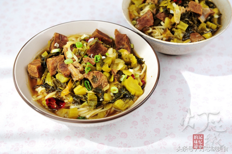 自己在家做牛肉面，货真价实，好吃不贵，勤俭煮妇一定要试一下