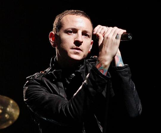 查斯特·贝宁顿、哥哥张国荣，乔任梁，盘点那些自杀的明星，谁最让人痛惜！