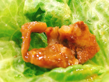 这么热个天，我却选了一家烤肉店？这个谜怎么破！