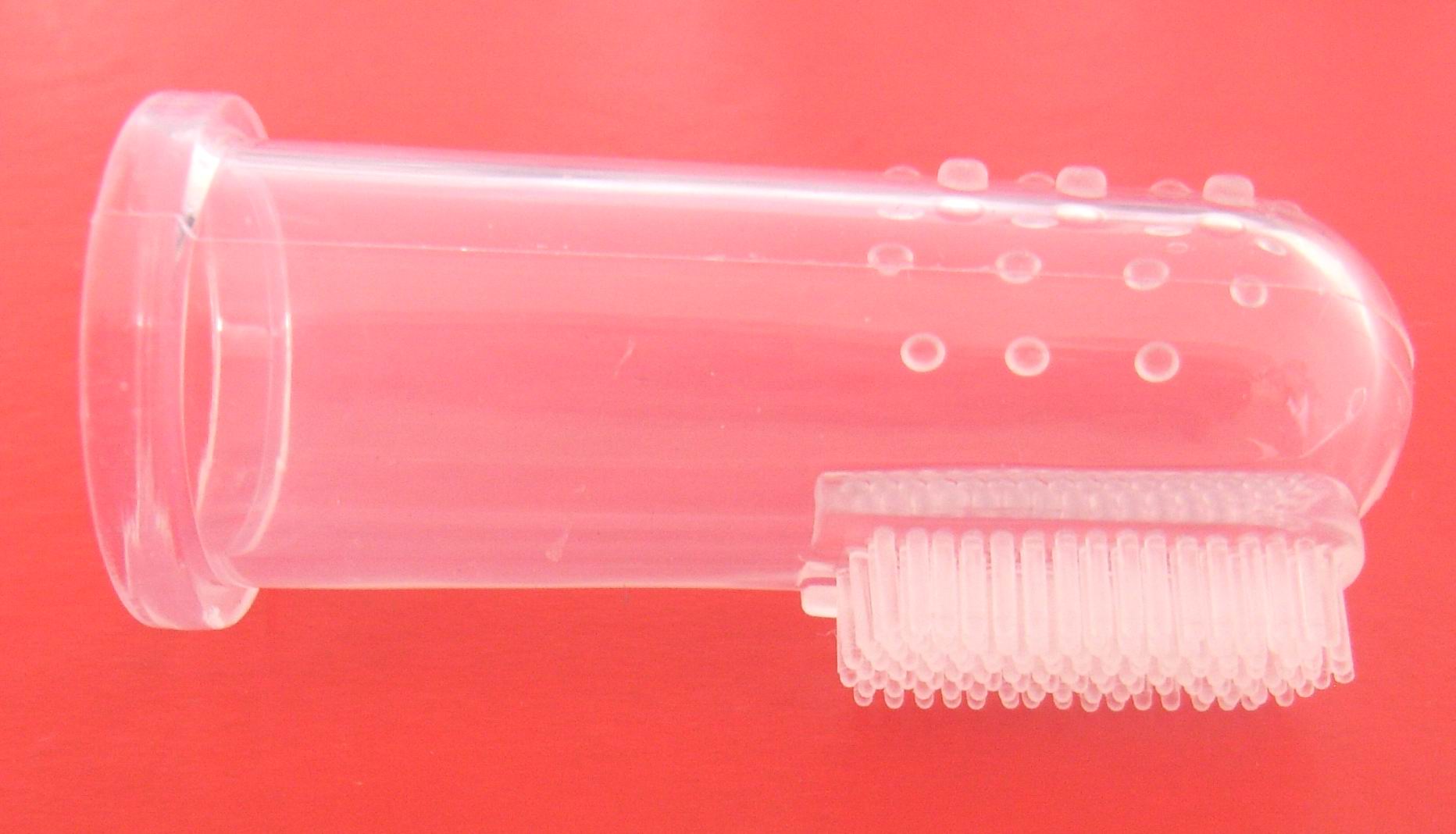 儿童牙膏和牙刷怎么选择,宝宝牙刷该如何选择呢