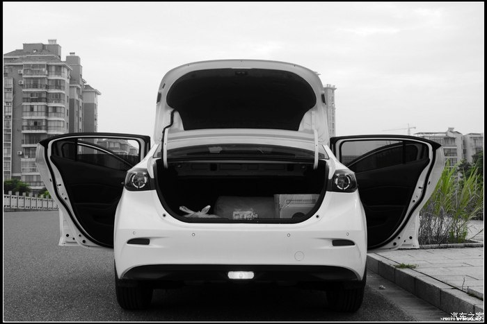 马自达3昂克赛拉2.0实际油耗,马自达昂克赛拉2.0质擎版试驾